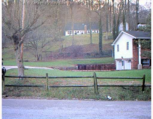 3517 Tackett Branch Road Hurricane, WV 25526 - Photo 3 of 7 Exterior Front.
