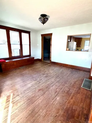 $110,000 | 1424 South Courtland Avenue, Kokomo, IN 46902