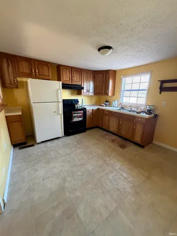 $110,000 | 1424 South Courtland Avenue, Kokomo, IN 46902