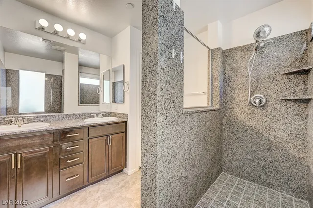 $1,860 | 1050 Spotted Saddle Street, Henderson, NV 89015