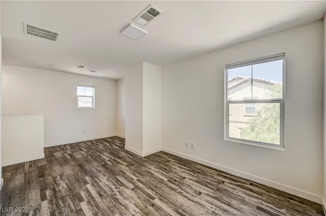 $1,860 | 1050 Spotted Saddle Street, Henderson, NV 89015