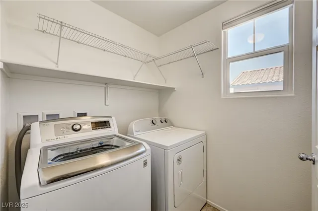 $1,860 | 1050 Spotted Saddle Street, Henderson, NV 89015