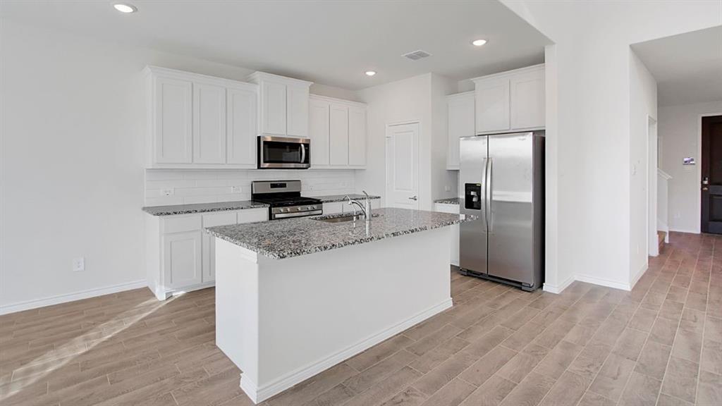 9512 Tamarack Road Oak Point, TX 75068 - Photo 4 of 20