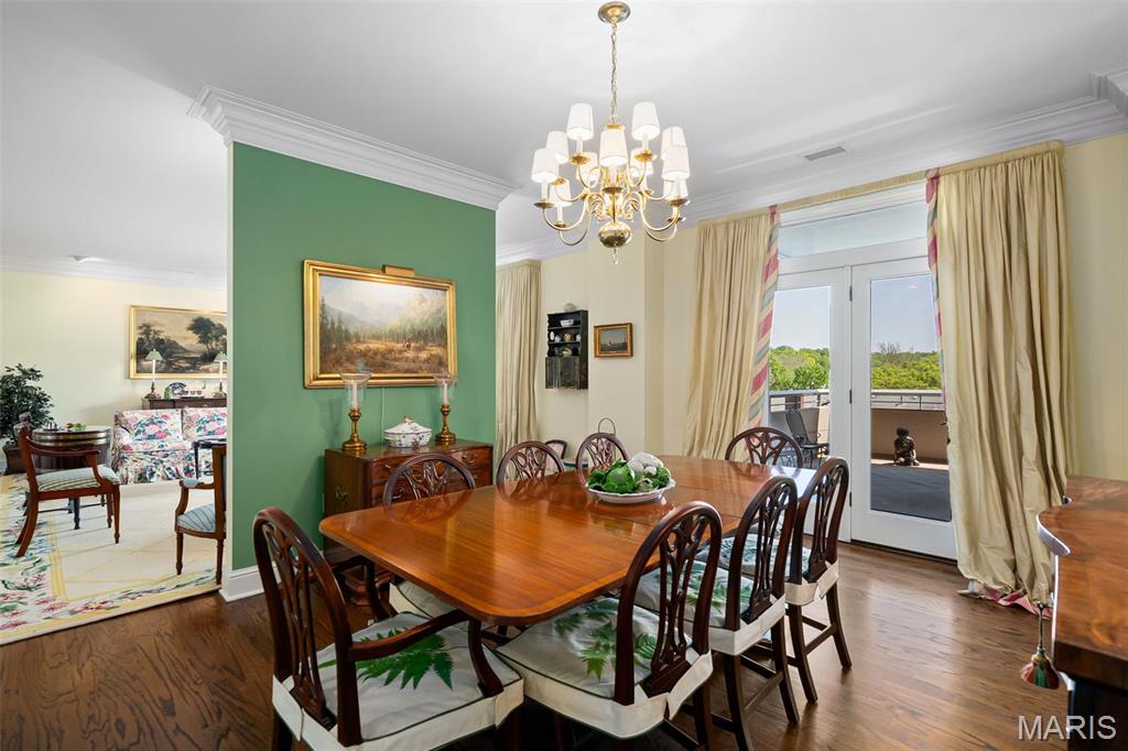 800 South Hanley Road, Unit 2D St. Louis, MO 63105 - Photo 15 of 41