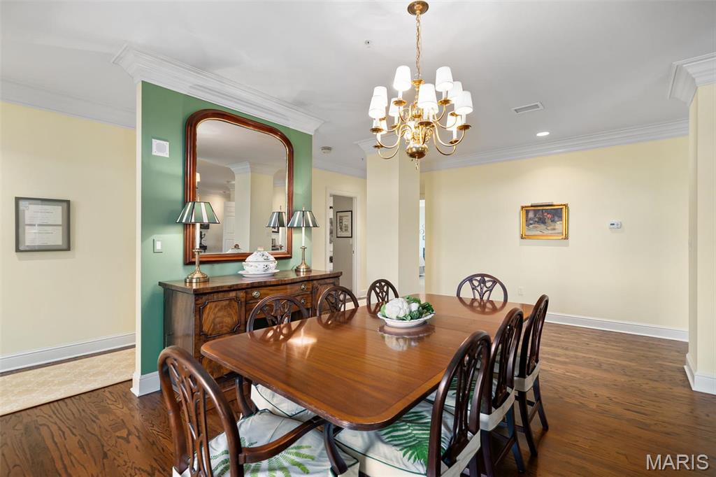 800 South Hanley Road, Unit 2D St. Louis, MO 63105 - Photo 16 of 41