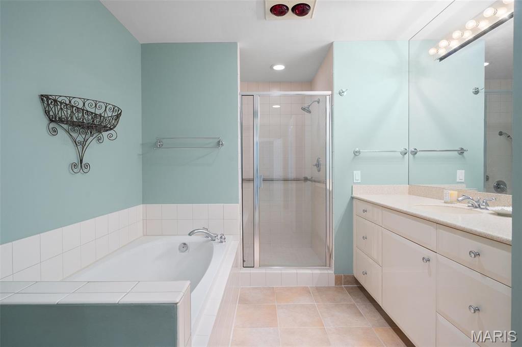 800 South Hanley Road, Unit 2D St. Louis, MO 63105 - Photo 30 of 41