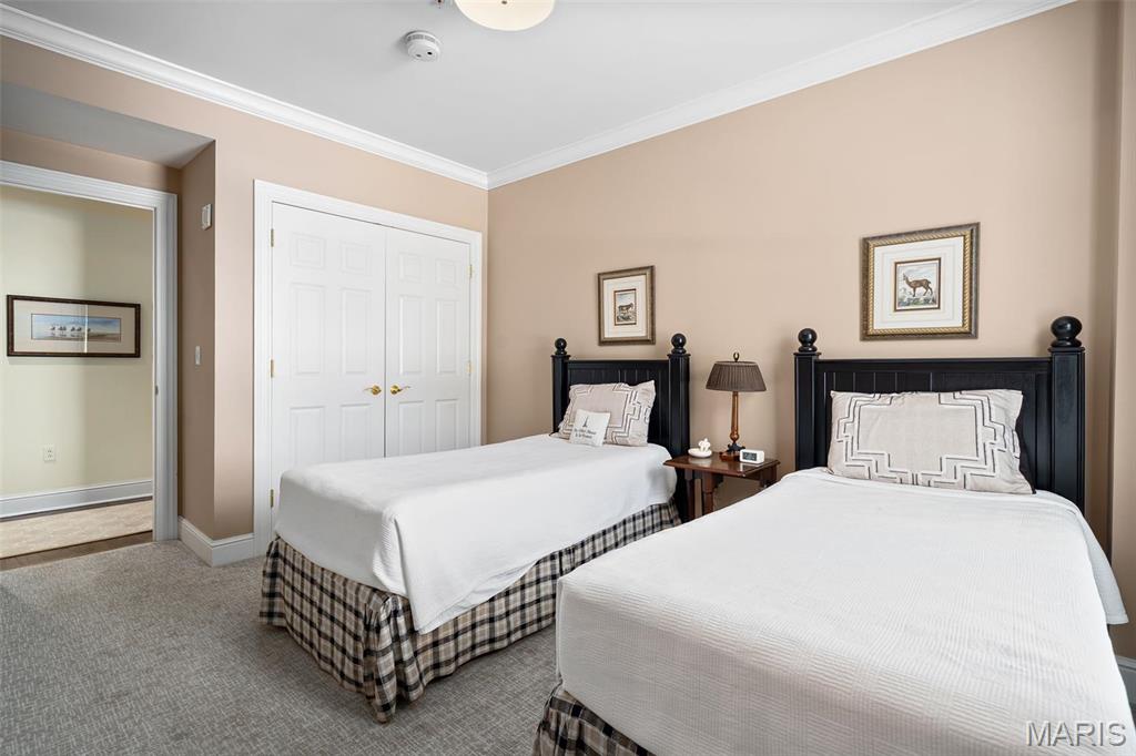 800 South Hanley Road, Unit 2D St. Louis, MO 63105 - Photo 36 of 41