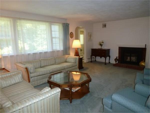 76 Wilson Road Bedford, MA 01730 - Photo 3 of 6 Gallery Image 3