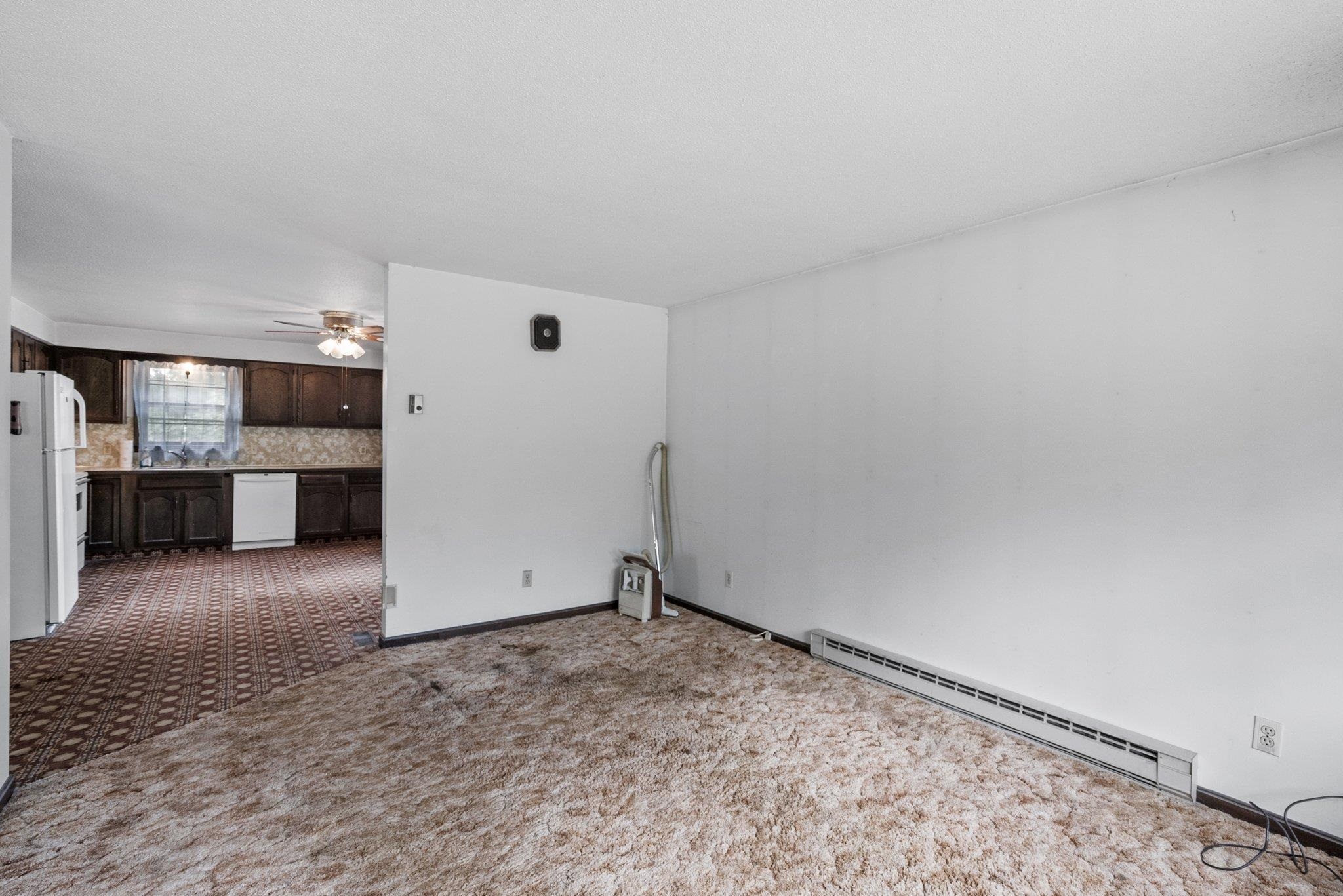 495 Central Street Manchester, NH 03103 - Photo 12 of 40