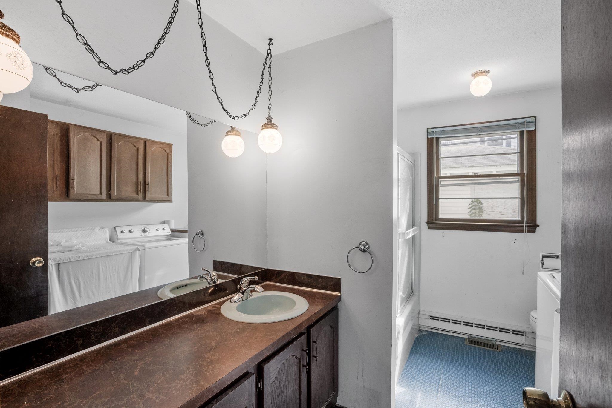 495 Central Street Manchester, NH 03103 - Photo 16 of 40