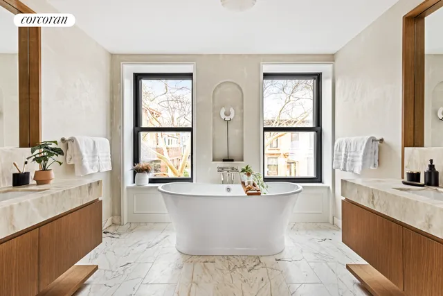 $8,750,000 | 409 Sackett Street | Carroll Gardens