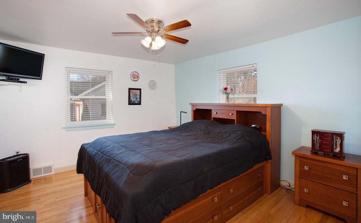 300 Village Road Harrisburg, PA 17112 - Photo 23 of 24 Gallery Image 23