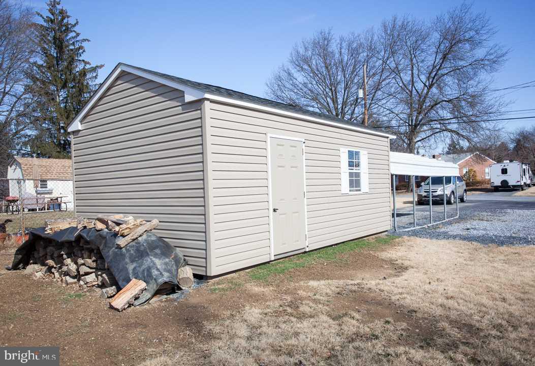 300 Village Road Harrisburg, PA 17112 - Photo 9 of 24 Gallery Image 9