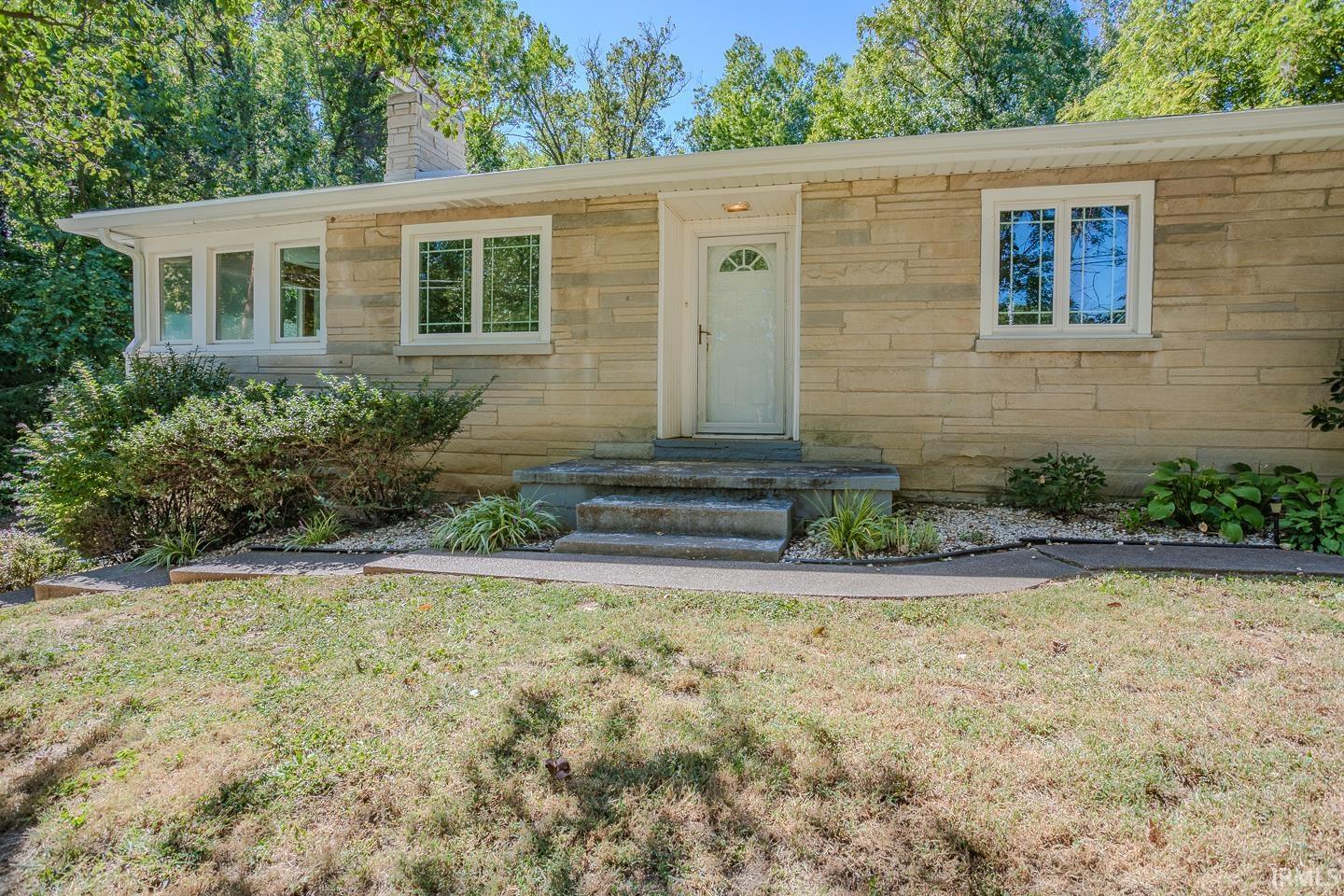 4620 Weaver Road Evansville, IN 47711 - Photo 1 of 35 Gallery Image 1