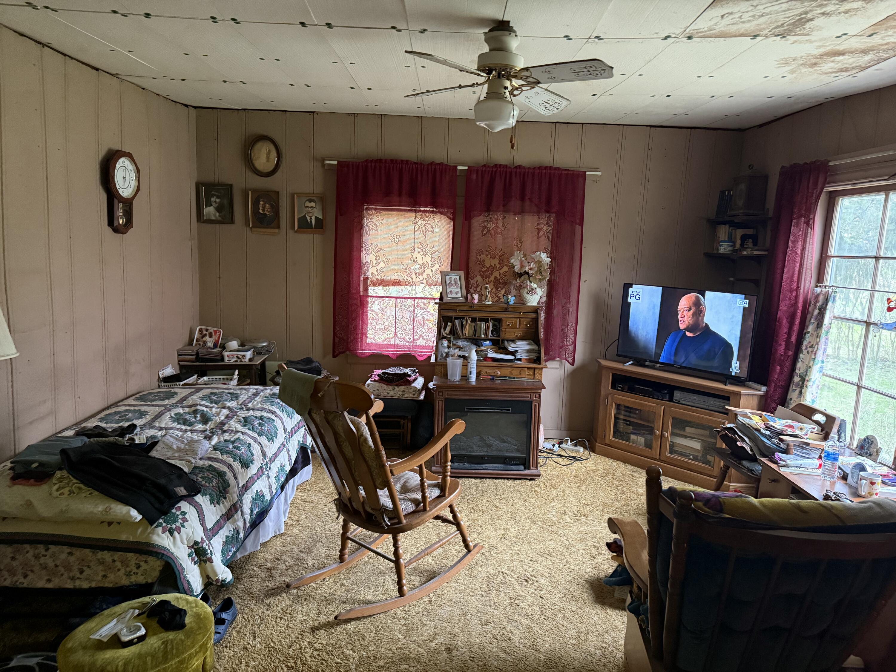 5873 Harding Street Coloma, MI 49038 - Photo 6 of 23 IMG_0063