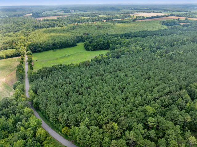 $281,880 | 0 Darden Road, Darden, TN 38328