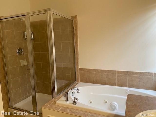 2193 Lagoon Drive Rochester Hills, MI 48309 - Photo 20 of 24