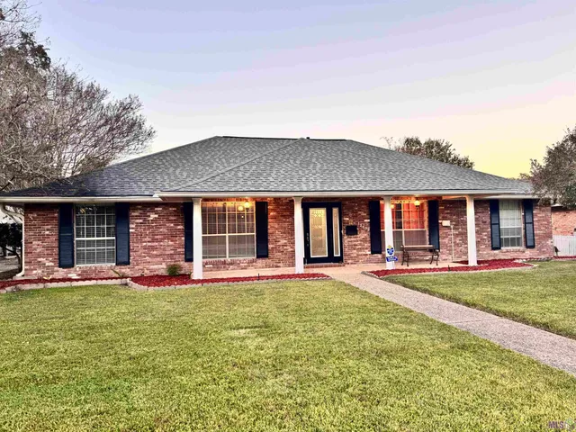 $329,000 | 12679 East Sheraton Avenue, Baton Rouge, LA 70815