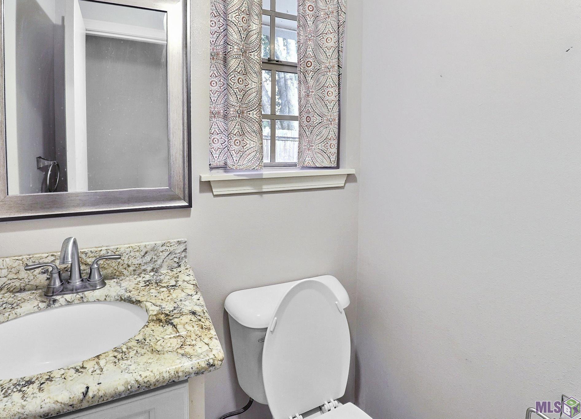 12679 East Sheraton Avenue Baton Rouge, LA 70815 - Photo 5 of 32