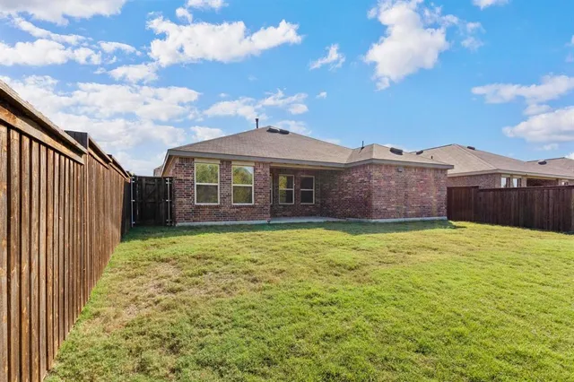 $2,175 | 1460 Acmite Avenue, Cross Roads, TX 76227