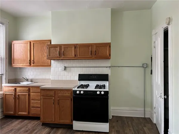$1,300 | 420 South Pacific Avenue, Unit 2, Pittsburgh, PA 15224