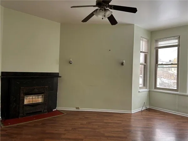 $1,300 | 420 South Pacific Avenue, Unit 2, Pittsburgh, PA 15224