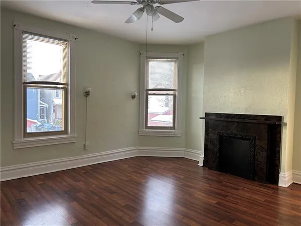 $1,300 | 420 South Pacific Avenue, Unit 2, Pittsburgh, PA 15224