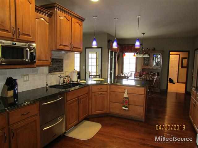 4863 Sandhill Road Almont, MI 48003 - Photo 5 of 25 31153754-4.JPG