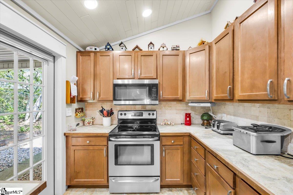 223 Meadow Lane Easley, SC 29642 - Photo 14 of 32