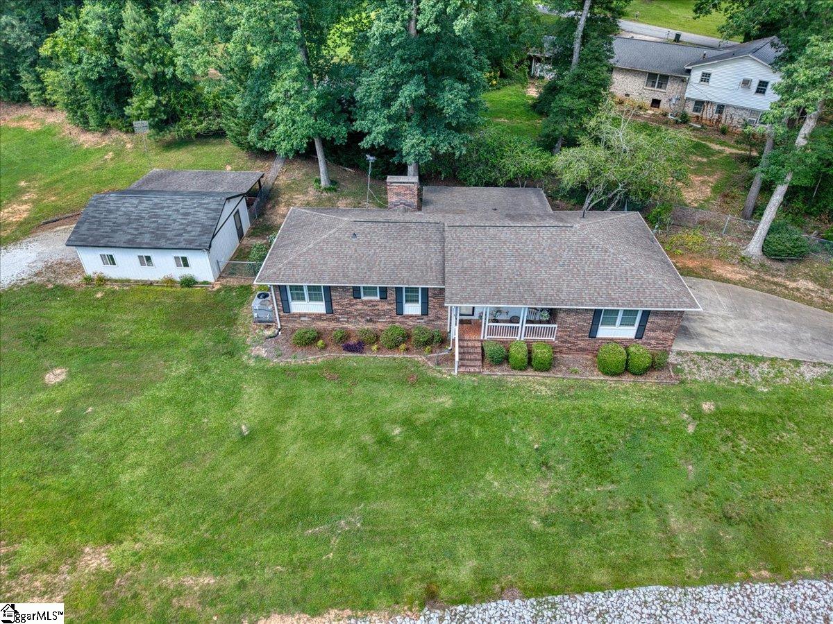 223 Meadow Lane Easley, SC 29642 - Photo 3 of 32