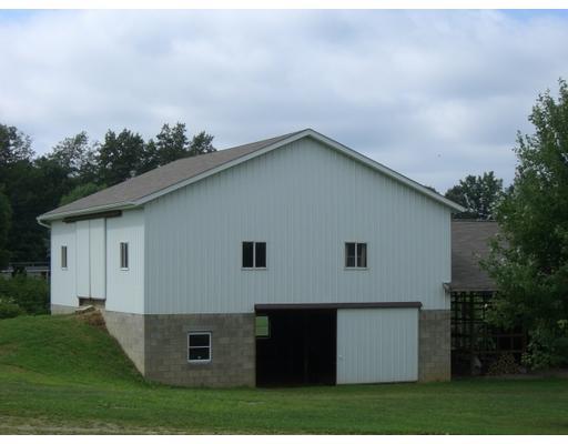 93 Furnace Road Fredonia, PA 16124 - Photo 4 of 13 Stable/Barn.