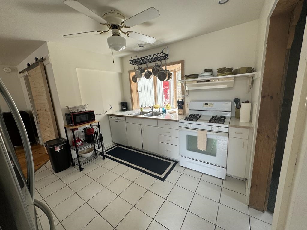 286 Rustics Road Castleton, VT 05732 - Photo 6 of 40