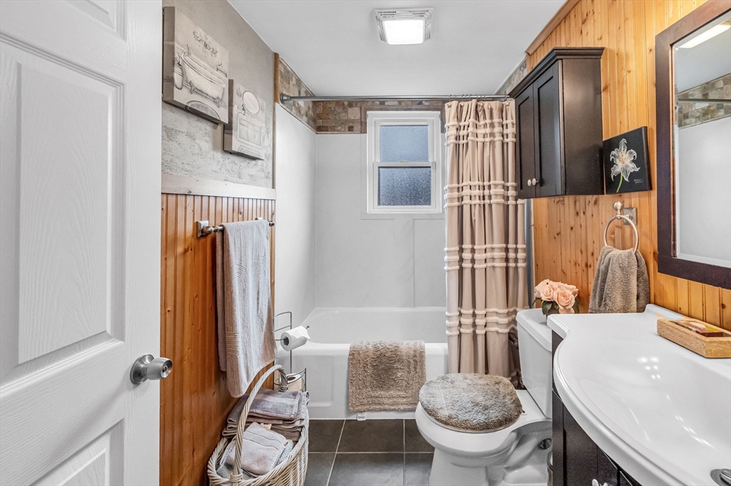 98 Pine Grove Street Springfield, MA 01119 - Photo 31 of 39 a bathroom with a sink toilet and shower