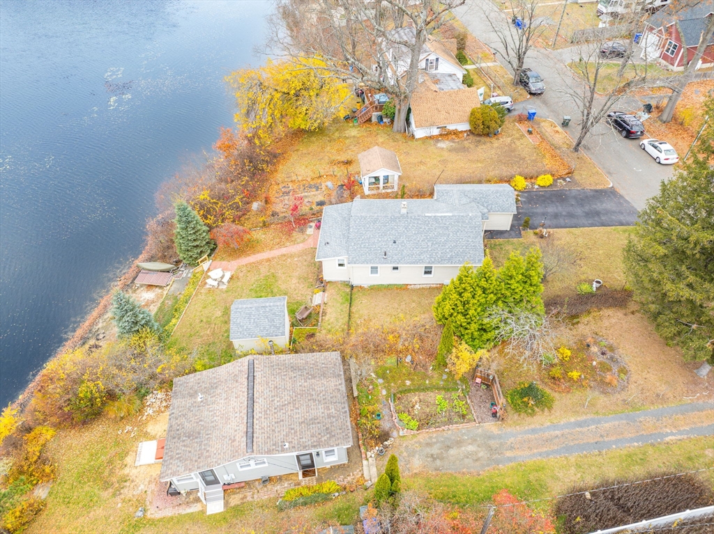 98 Pine Grove Street Springfield, MA 01119 - Photo 9 of 39