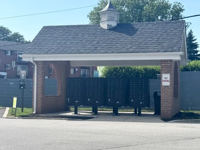 $69,000 | 116 Country Drive, La Grange, IL 60525