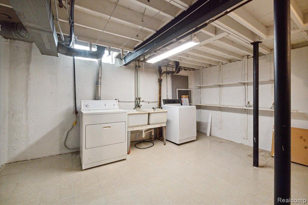 2697 Rhodes Drive Troy, MI 48083 - Photo 36 of 45 Gallery Image 36