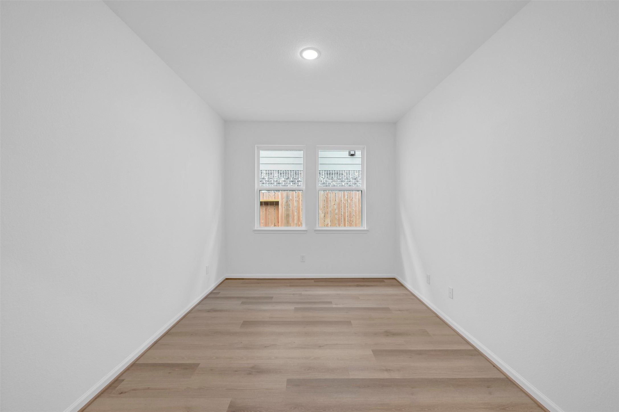 29406 Suncreek Rnch Court Waller, TX 77484 - Photo 5 of 40 Convenient home office