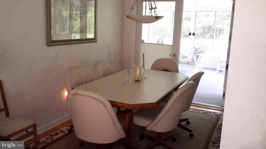 41 Dayton Road Flemington, NJ 08822 - Photo 4 of 17 Gallery Image 4