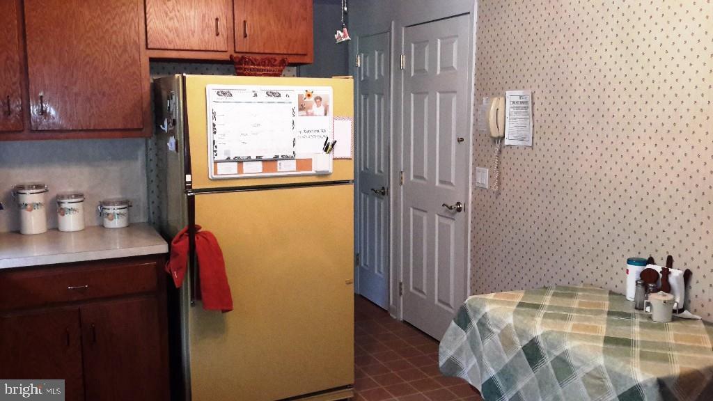 41 Dayton Road Flemington, NJ 08822 - Photo 6 of 17 Gallery Image 6