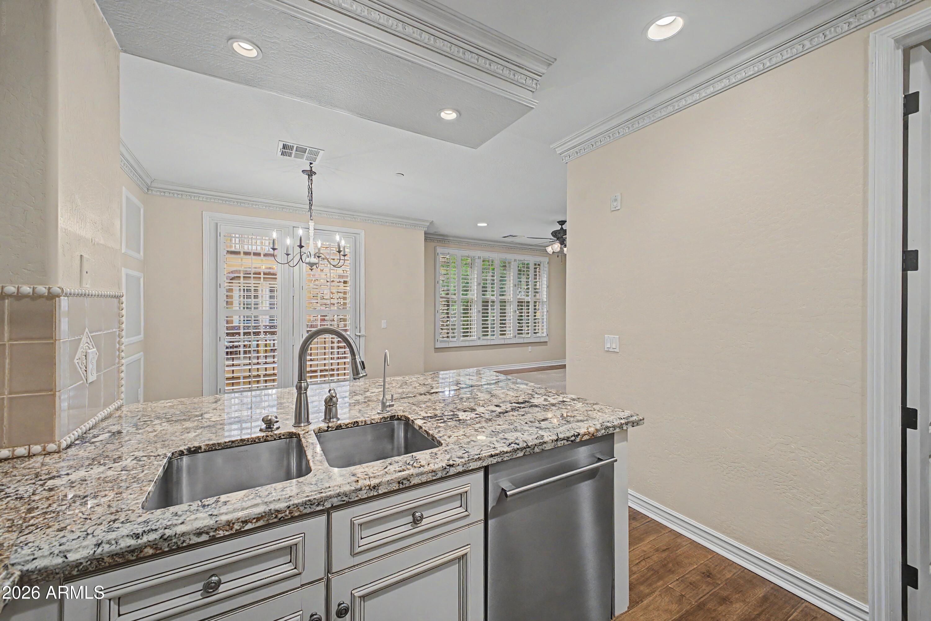 2450 East Roma Avenue Phoenix, AZ 85016 - Photo 8 of 30 Open kitchen