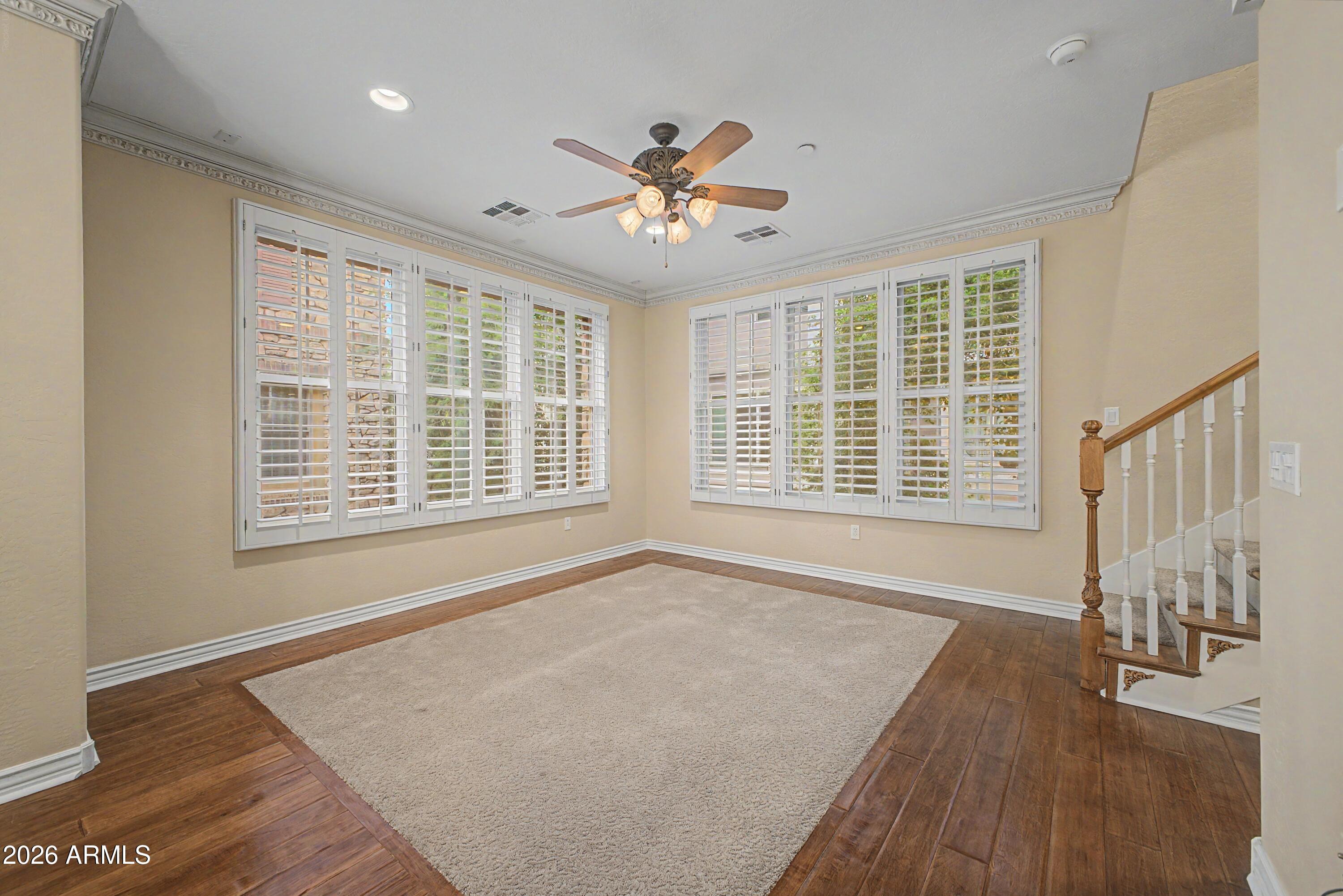 2450 East Roma Avenue Phoenix, AZ 85016 - Photo 9 of 30 Cozy & Comfortable