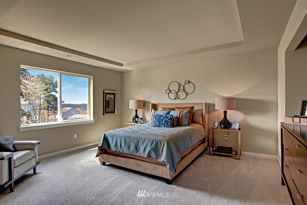 5518 Northeast 9th Street Renton, WA 98059 - Photo 13 of 14