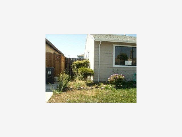42 Arthur Road Watsonville, CA 95076 - Photo 7 of 8 Gallery Image 7