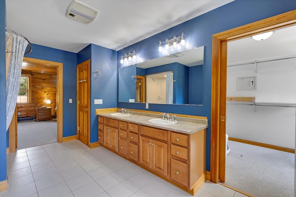 220 Mattapoisett Road Rochester, MA 02770 - Photo 18 of 40