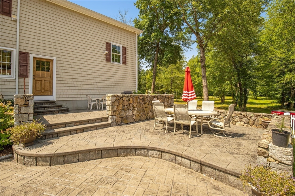 220 Mattapoisett Road Rochester, MA 02770 - Photo 29 of 40