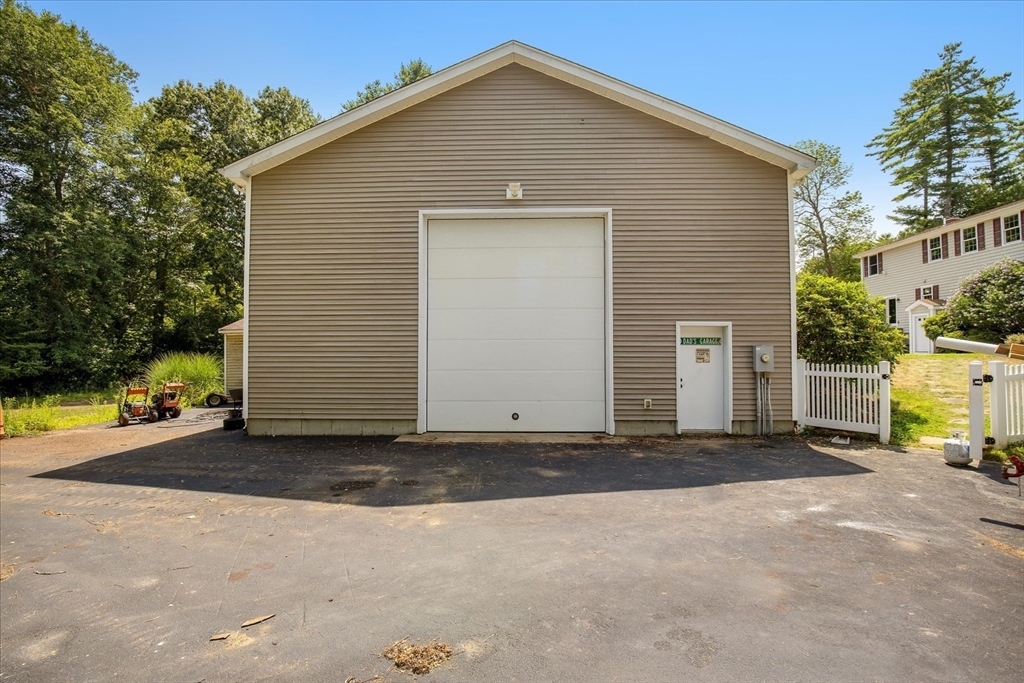 220 Mattapoisett Road Rochester, MA 02770 - Photo 30 of 40