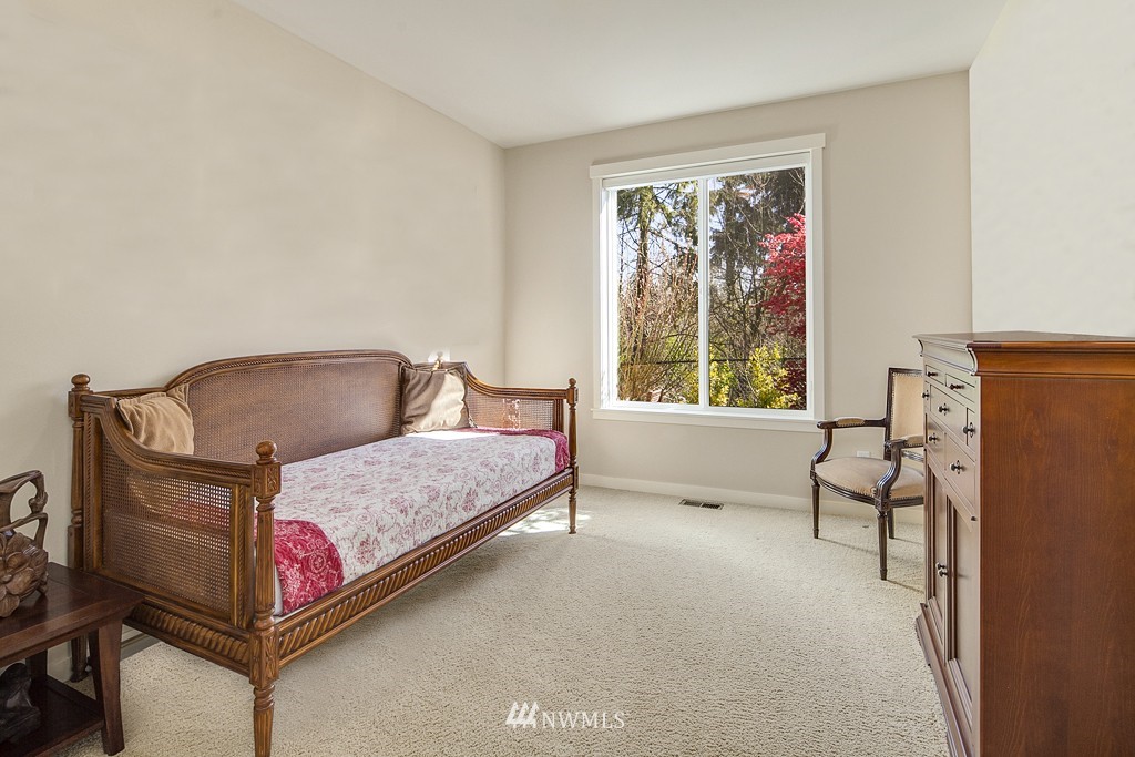 16009 36th Avenue Southeast Bothell, WA 98012 - Photo 13 of 24 Gallery Image 13