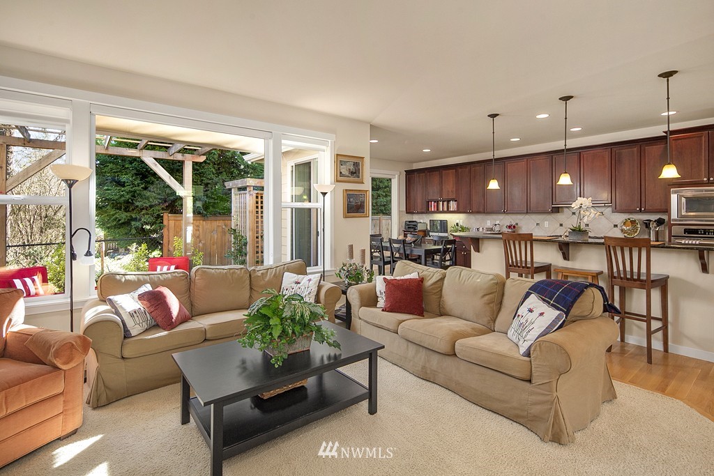 16009 36th Avenue Southeast Bothell, WA 98012 - Photo 3 of 24 Gallery Image 3