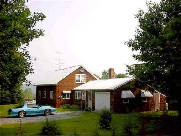 75 Cross Road Bradford, VT 05033 - Photo 1 of 4