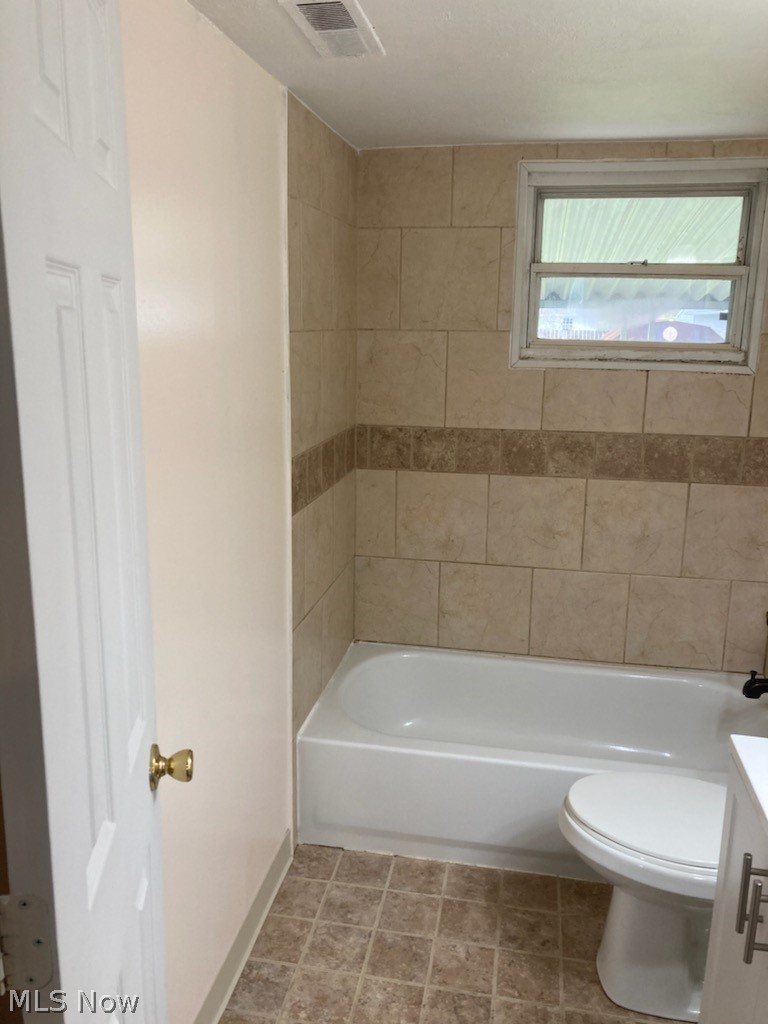 128 North Seneca Street Rittman, OH 44270 - Photo 4 of 12 Gallery Image 4